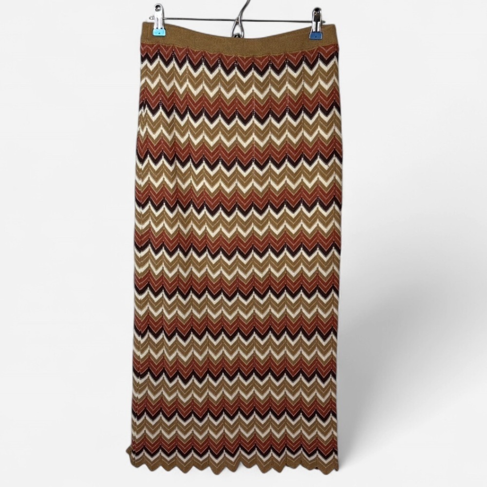 Love + Luxe Chevron Sweater Skirt - Brown and Cream - Size Small